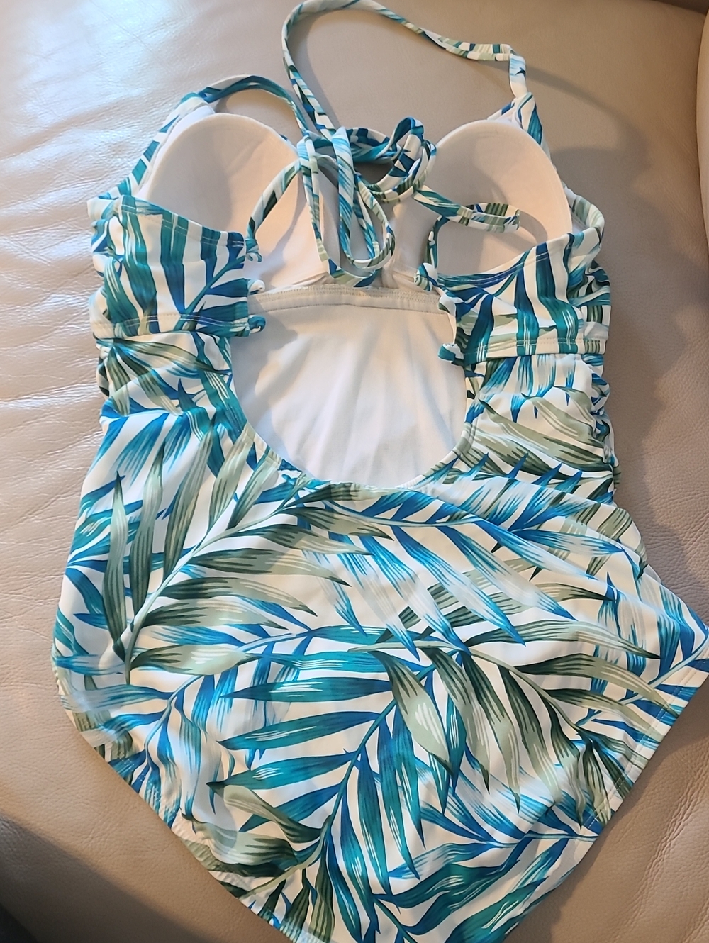 Time and Tru Blue & Green Tropical Leaf One-Piece Swimsuit - Picture 3 of 6